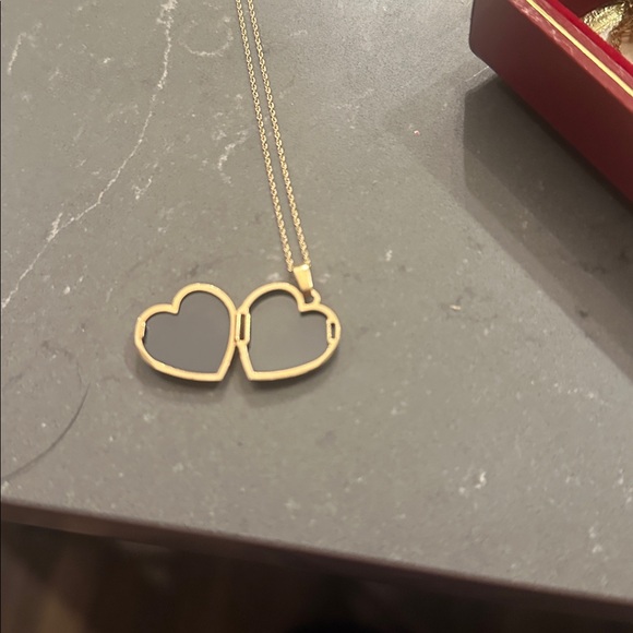 Gold Heart Pendant Necklace - Picture 2 of 3